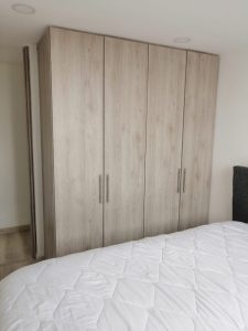 Closets en madera fina en bogota, muebles en maderas cerca de aqui